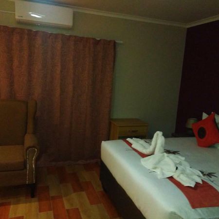 Lalani Prestige Guesthouse Nata エクステリア 写真