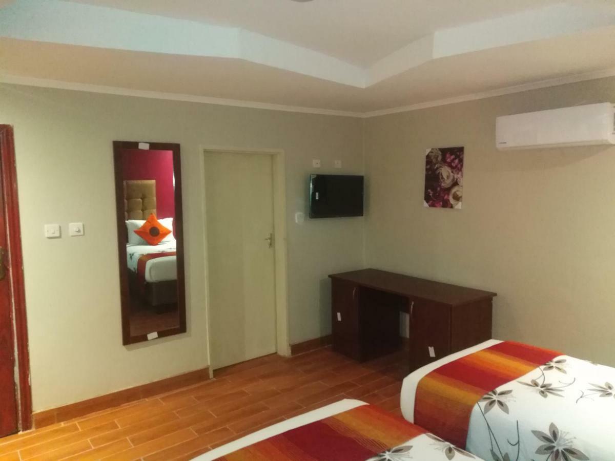 Lalani Prestige Guesthouse Nata エクステリア 写真