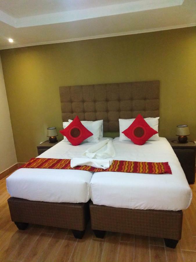Lalani Prestige Guesthouse Nata エクステリア 写真